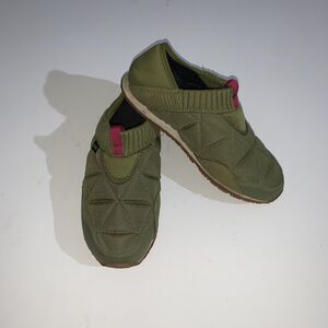 Teva ReEmber Moc Slippers Womens Size 8 Green Quilted Slip On 1125471